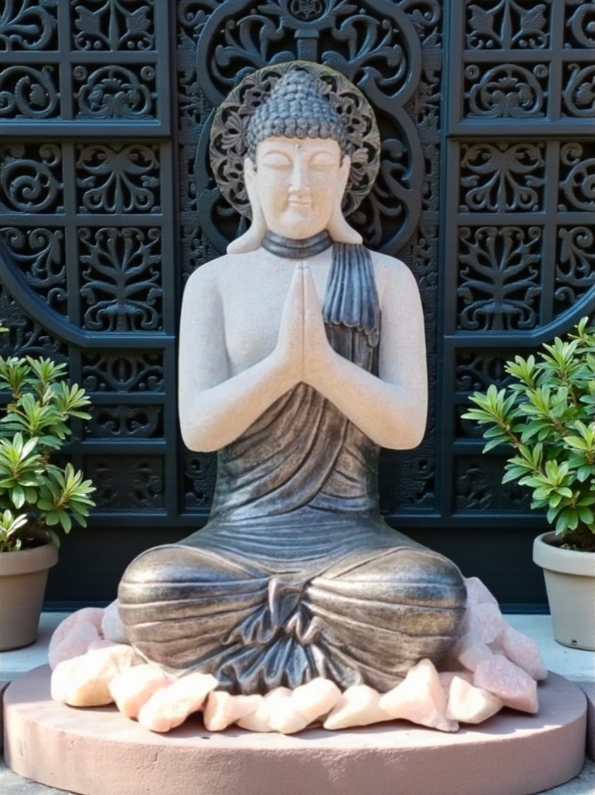 Concrete 90cm Praying Buddha With Aura