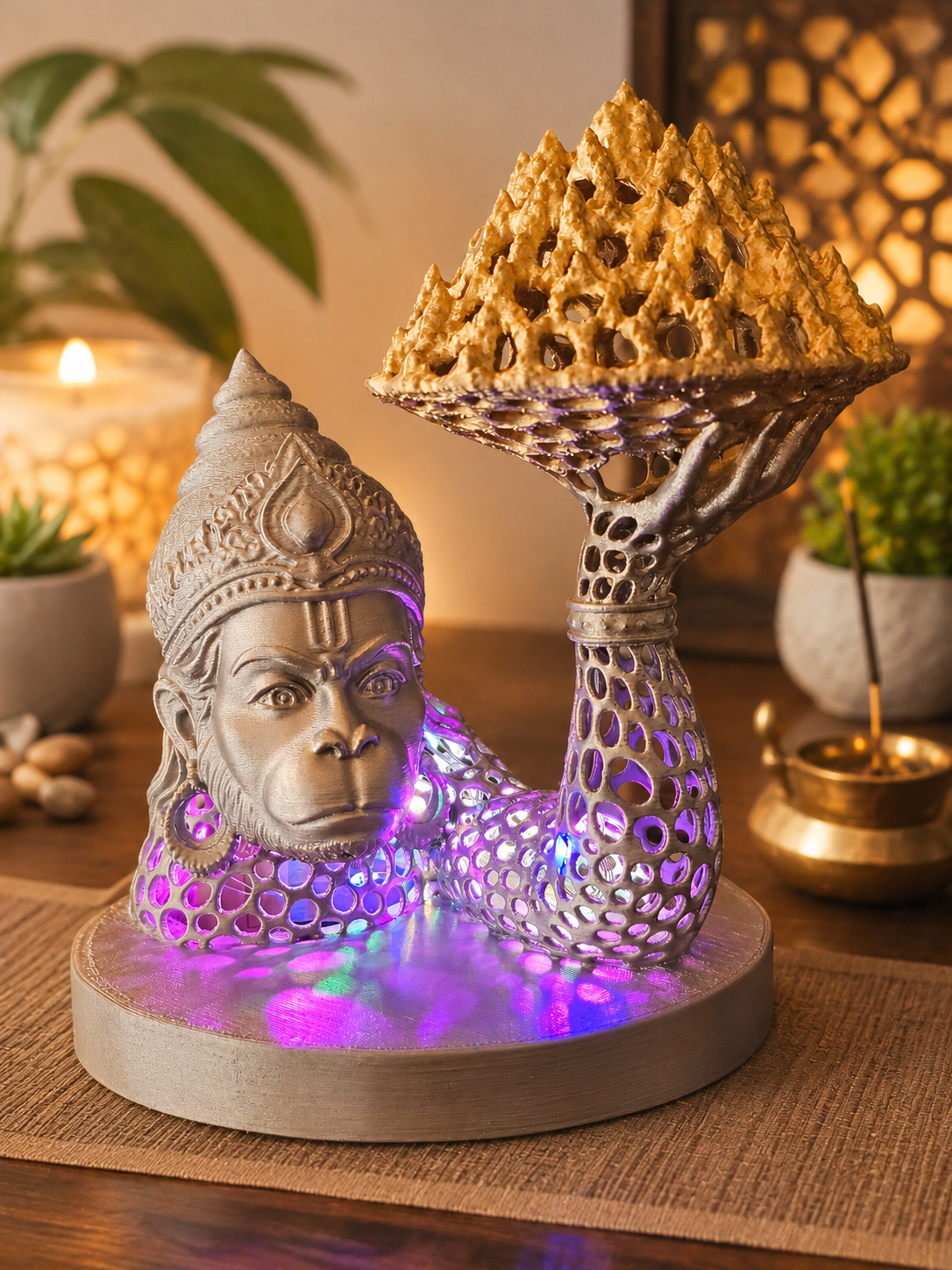 18cm Hanuman Crescent Voronoi Style With Led String Light