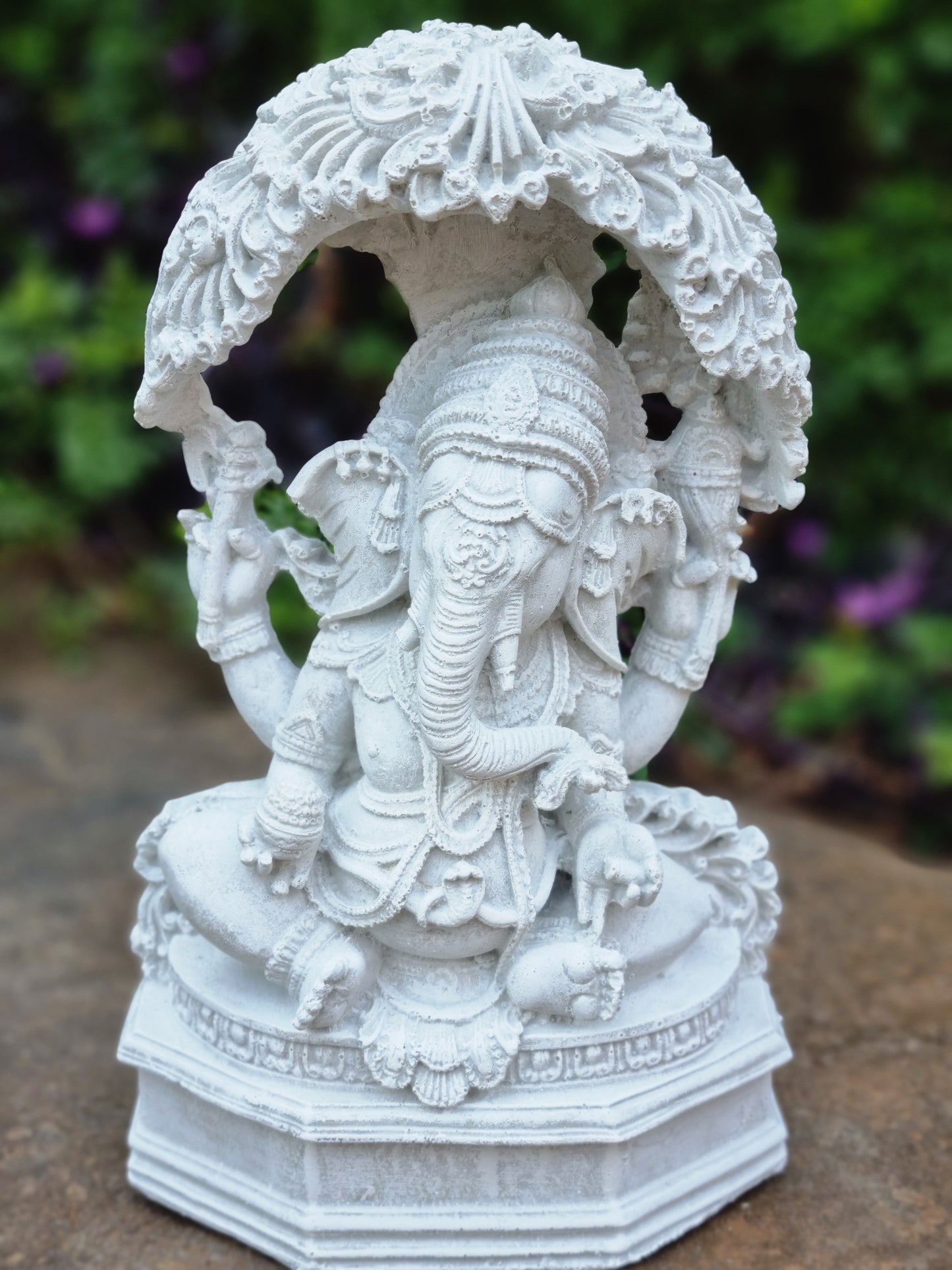 Umbrella Ganesha 29cm