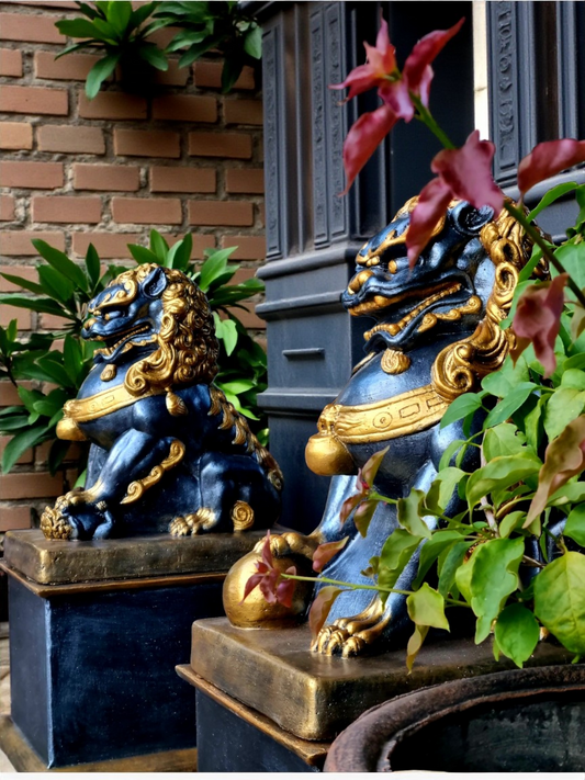 Concrete Foo Dogs 56cm + Pillars (Pair)