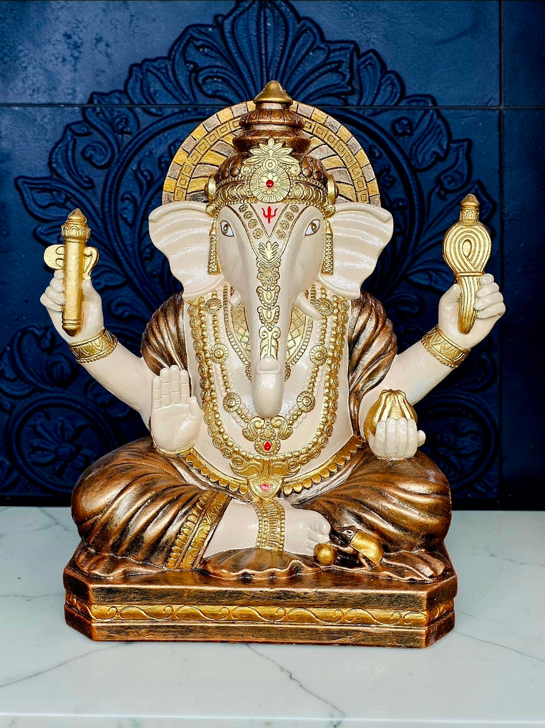 Resin Ganesha Upwards Trunk 62cm