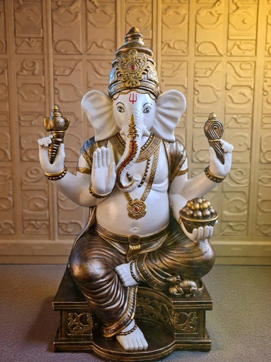Resin Large Ganesha 1m -  Cream Body