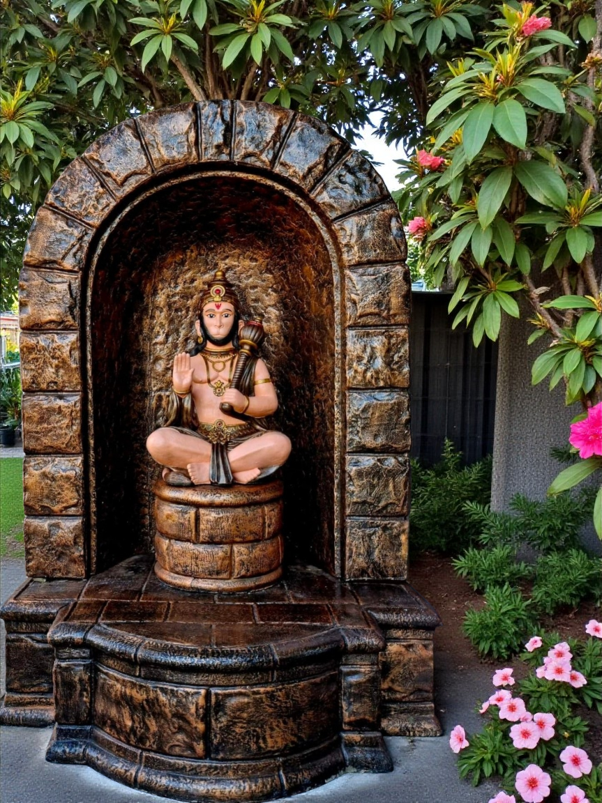 Arch and Base with a Resin 75cm Hanuman